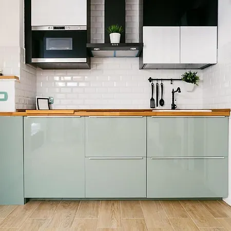 La Mansardina Al Mare 托尔托雷托