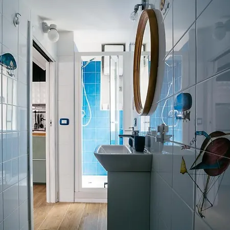 La Mansardina Al Mare 公寓 *